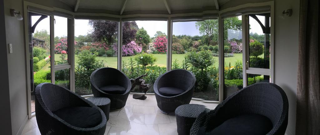 Hotel Rhododendron Garden Christchurch Exterior foto